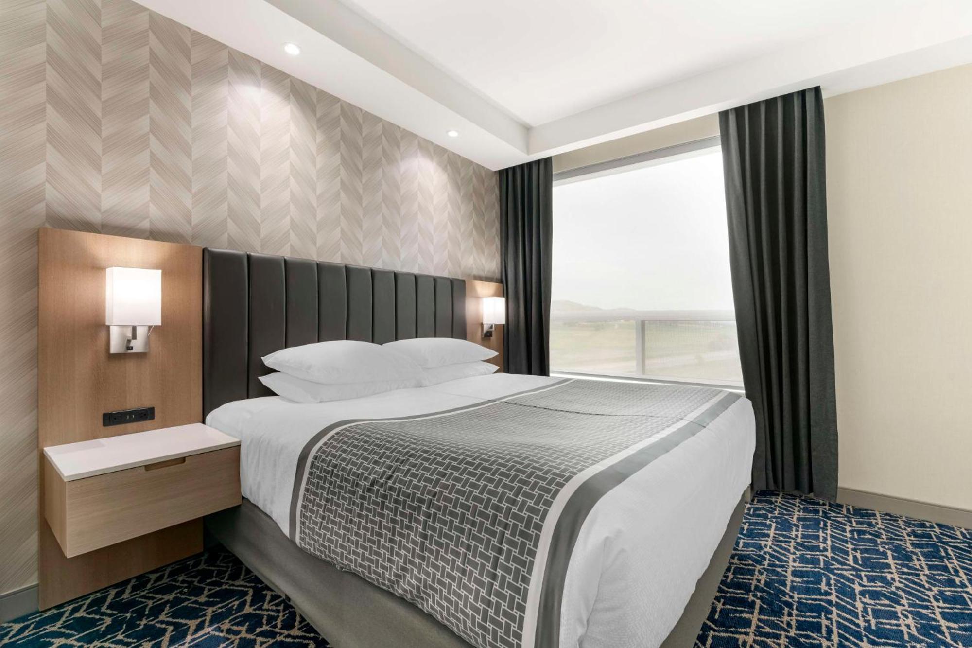 Best Western Premier Route 97 เวอร์นอน ภายนอก รูปภาพ