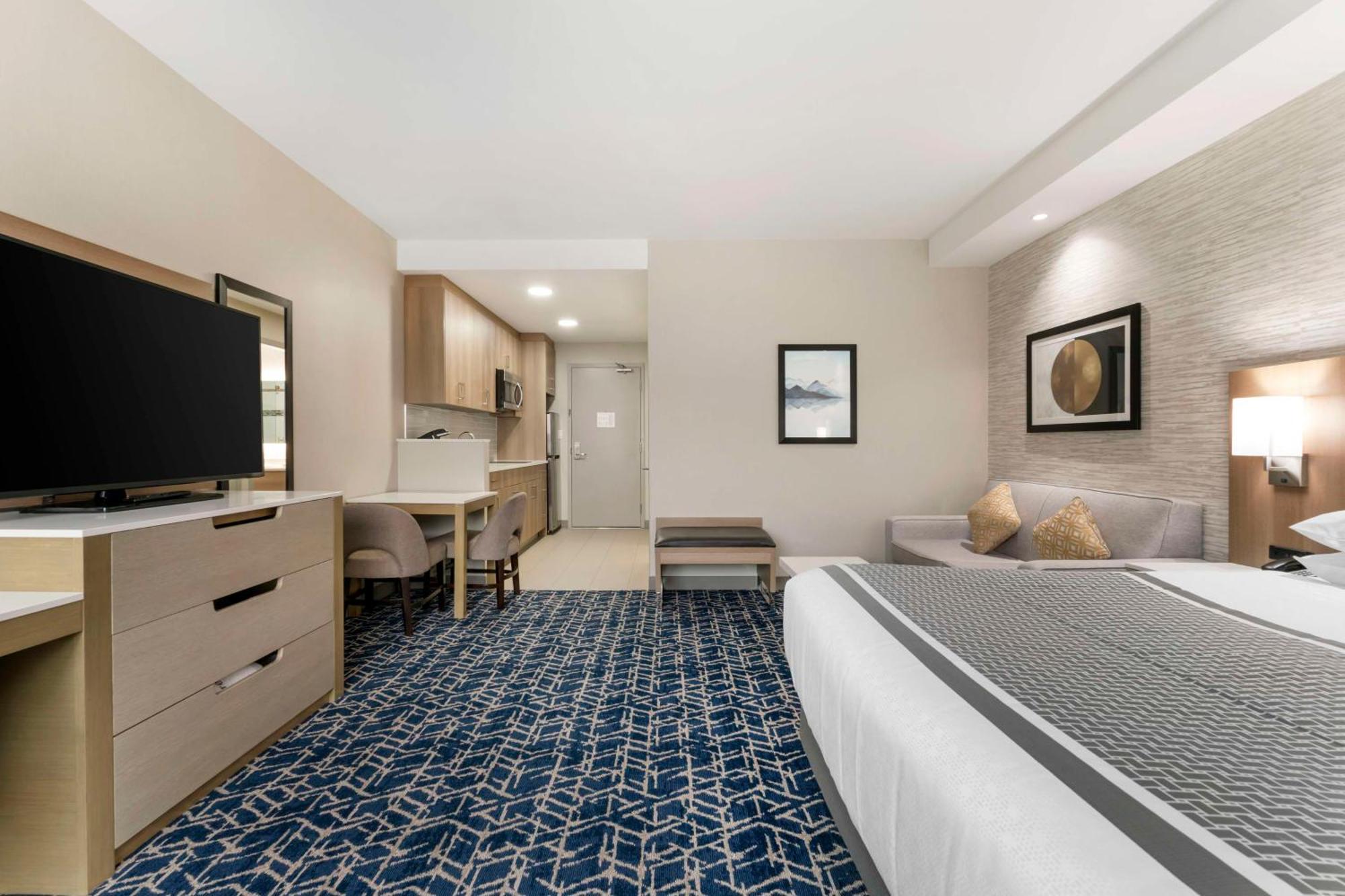 Best Western Premier Route 97 เวอร์นอน ภายนอก รูปภาพ