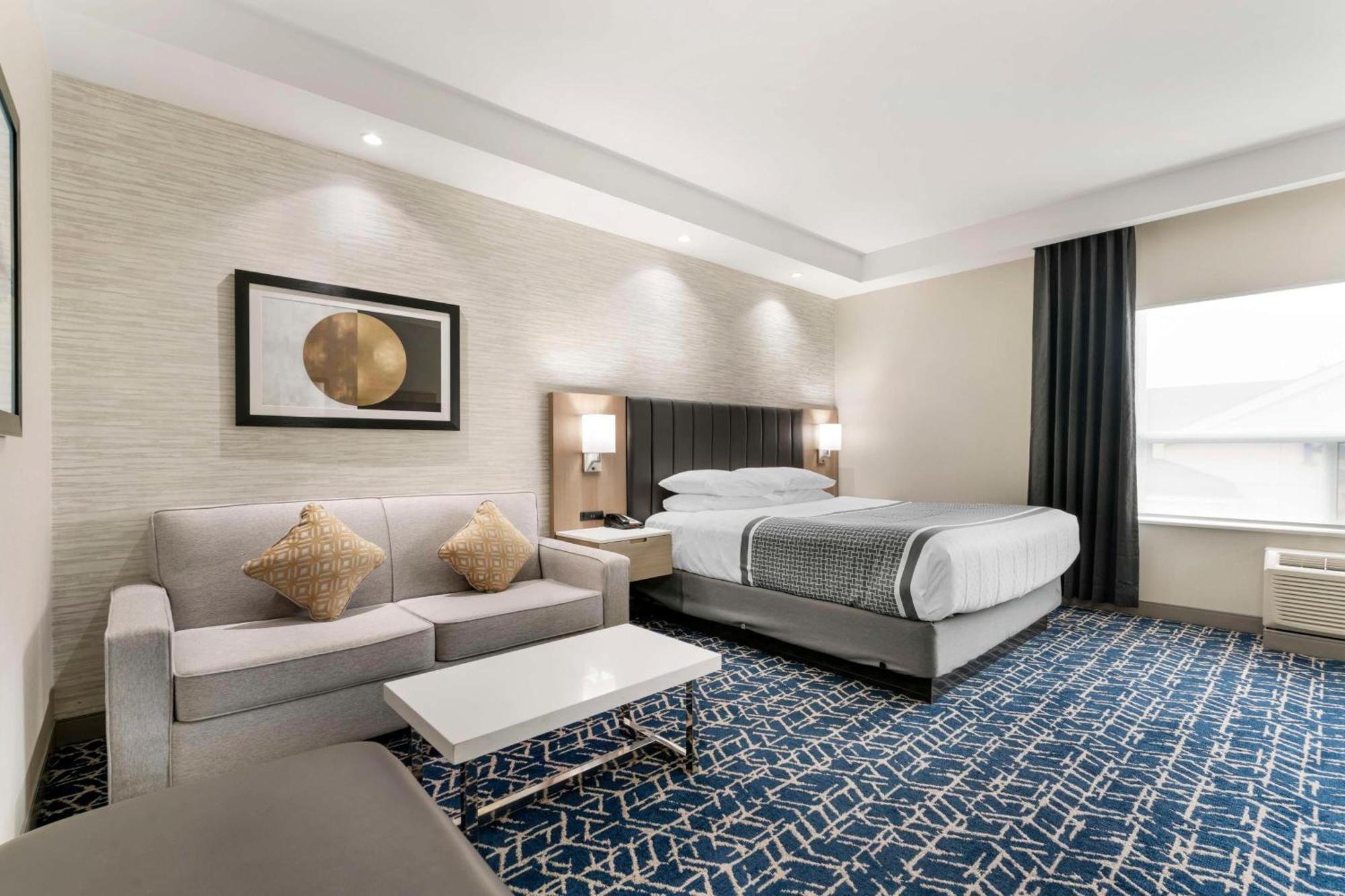 Best Western Premier Route 97 เวอร์นอน ภายนอก รูปภาพ