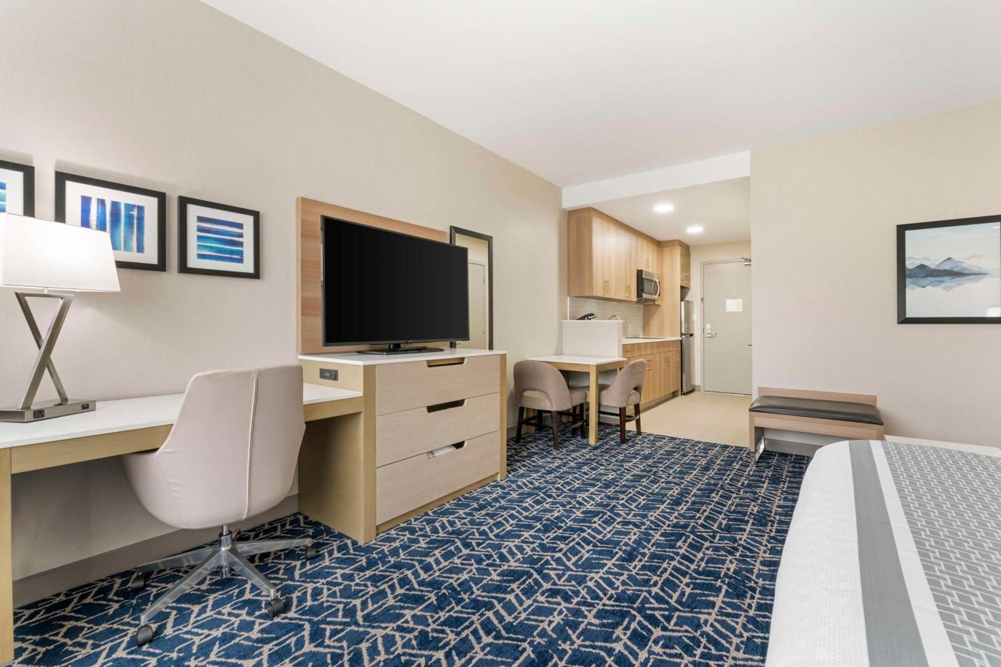 Best Western Premier Route 97 เวอร์นอน ภายนอก รูปภาพ