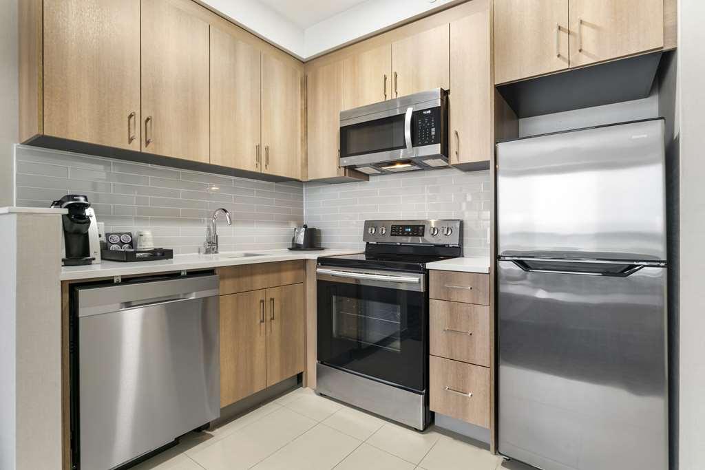 Best Western Premier Route 97 เวอร์นอน ห้อง รูปภาพ